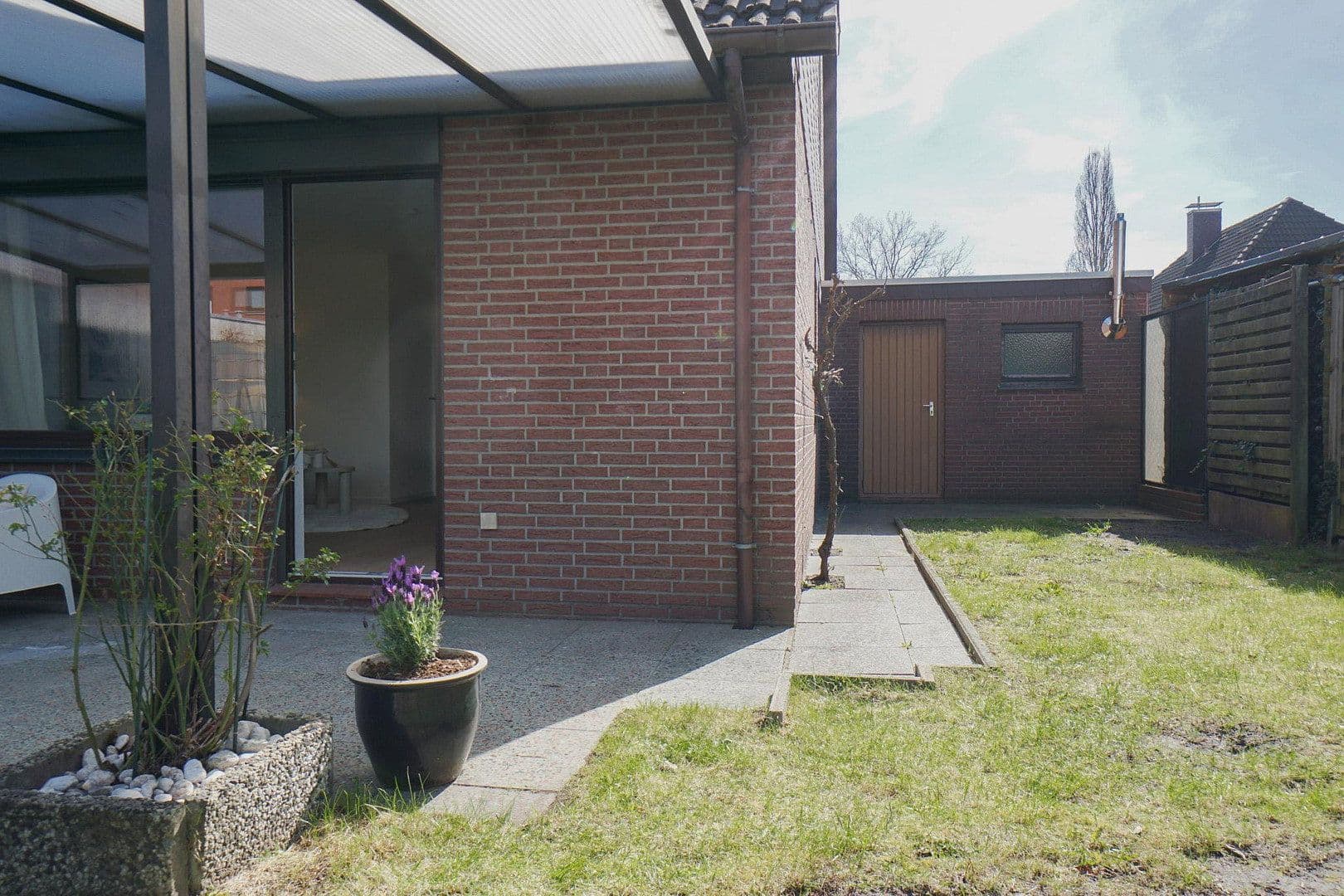 Prodej domu 110 m², pozemek 250 m², Potsdamer Straße 10a, Delmenhorst, Dolní Sasko Prodej domu 110 m², pozemek 250 m², Potsdamer Straße 10a, Delmenhorst, Dolní Sasko