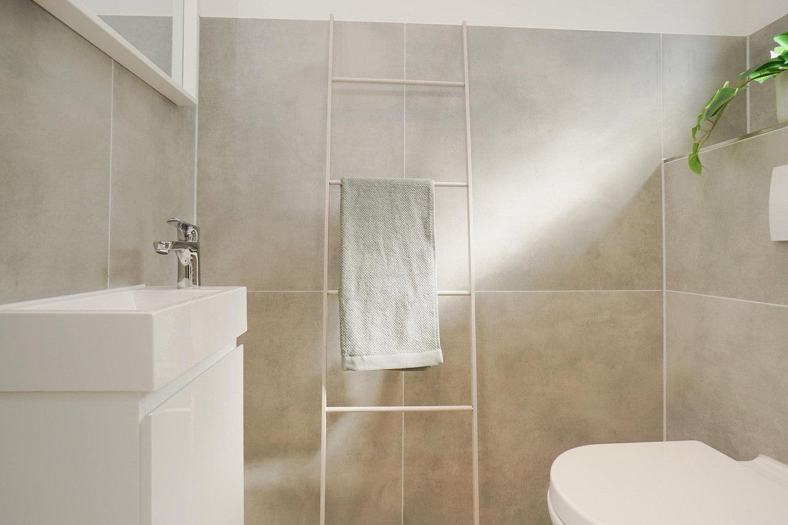 Prodej domu 110 m², pozemek 250 m², Potsdamer Straße 10a, Delmenhorst, Dolní Sasko Prodej domu 110 m², pozemek 250 m², Potsdamer Straße 10a, Delmenhorst, Dolní Sasko