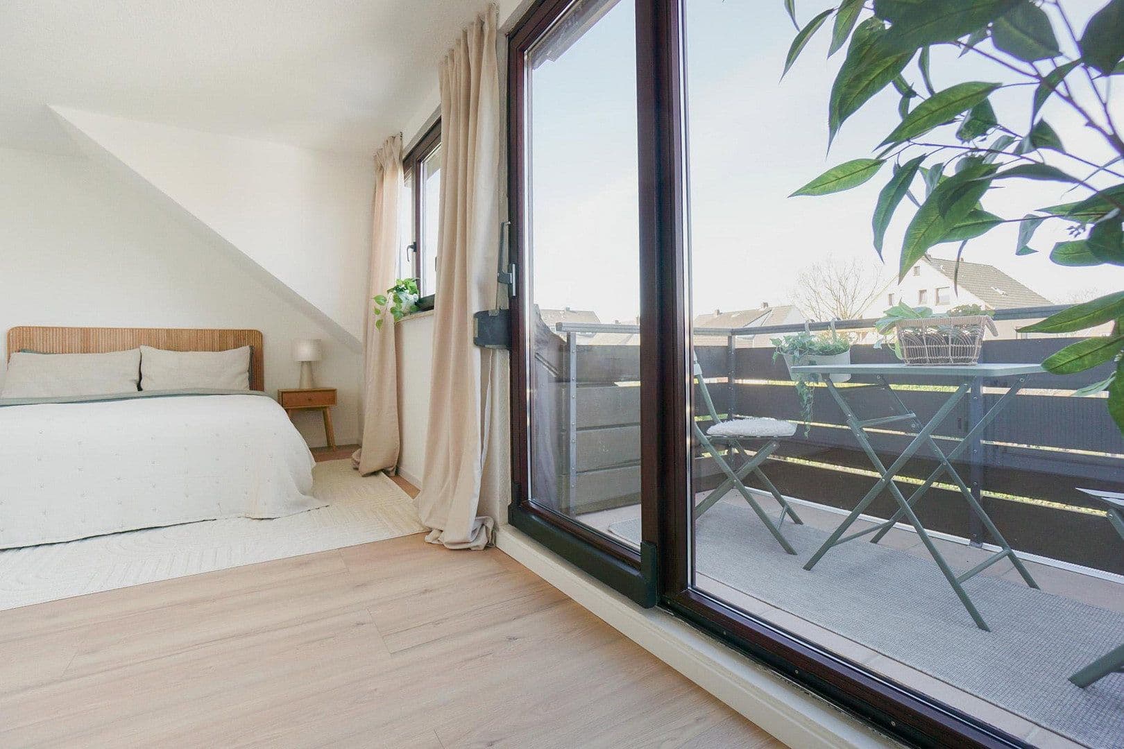 Prodej domu 110 m², pozemek 250 m², Potsdamer Straße 10a, Delmenhorst, Dolní Sasko Prodej domu 110 m², pozemek 250 m², Potsdamer Straße 10a, Delmenhorst, Dolní Sasko