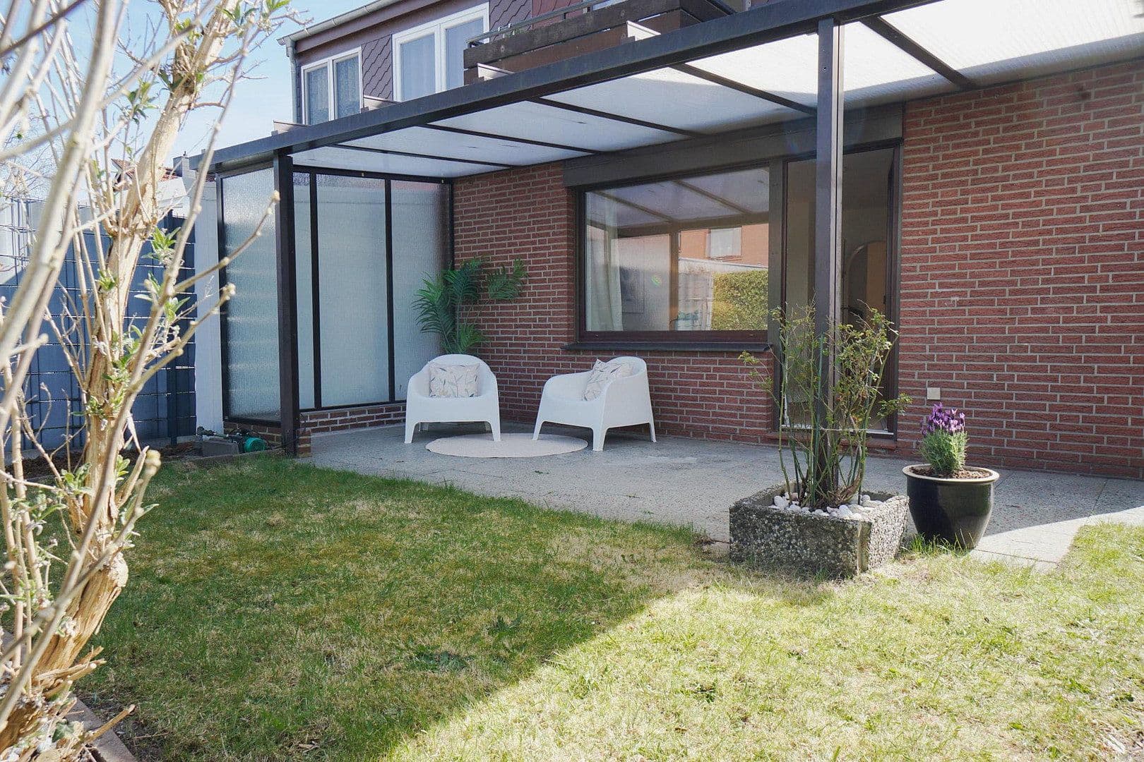 Prodej domu 110 m², pozemek 250 m², Potsdamer Straße 10a, Delmenhorst, Dolní Sasko Prodej domu 110 m², pozemek 250 m², Potsdamer Straße 10a, Delmenhorst, Dolní Sasko
