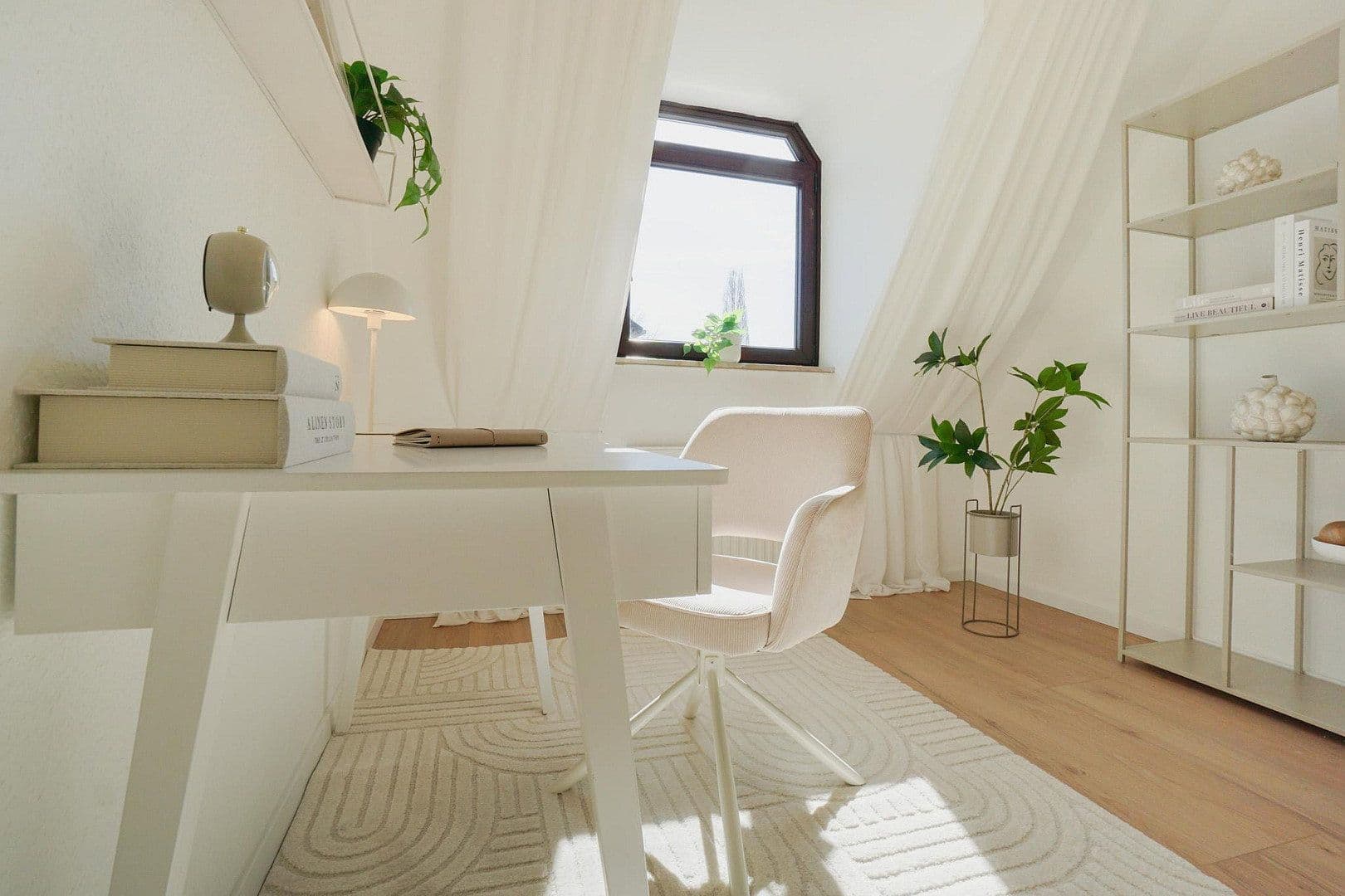 Prodej domu 110 m², pozemek 250 m², Potsdamer Straße 10a, Delmenhorst, Dolní Sasko Prodej domu 110 m², pozemek 250 m², Potsdamer Straße 10a, Delmenhorst, Dolní Sasko