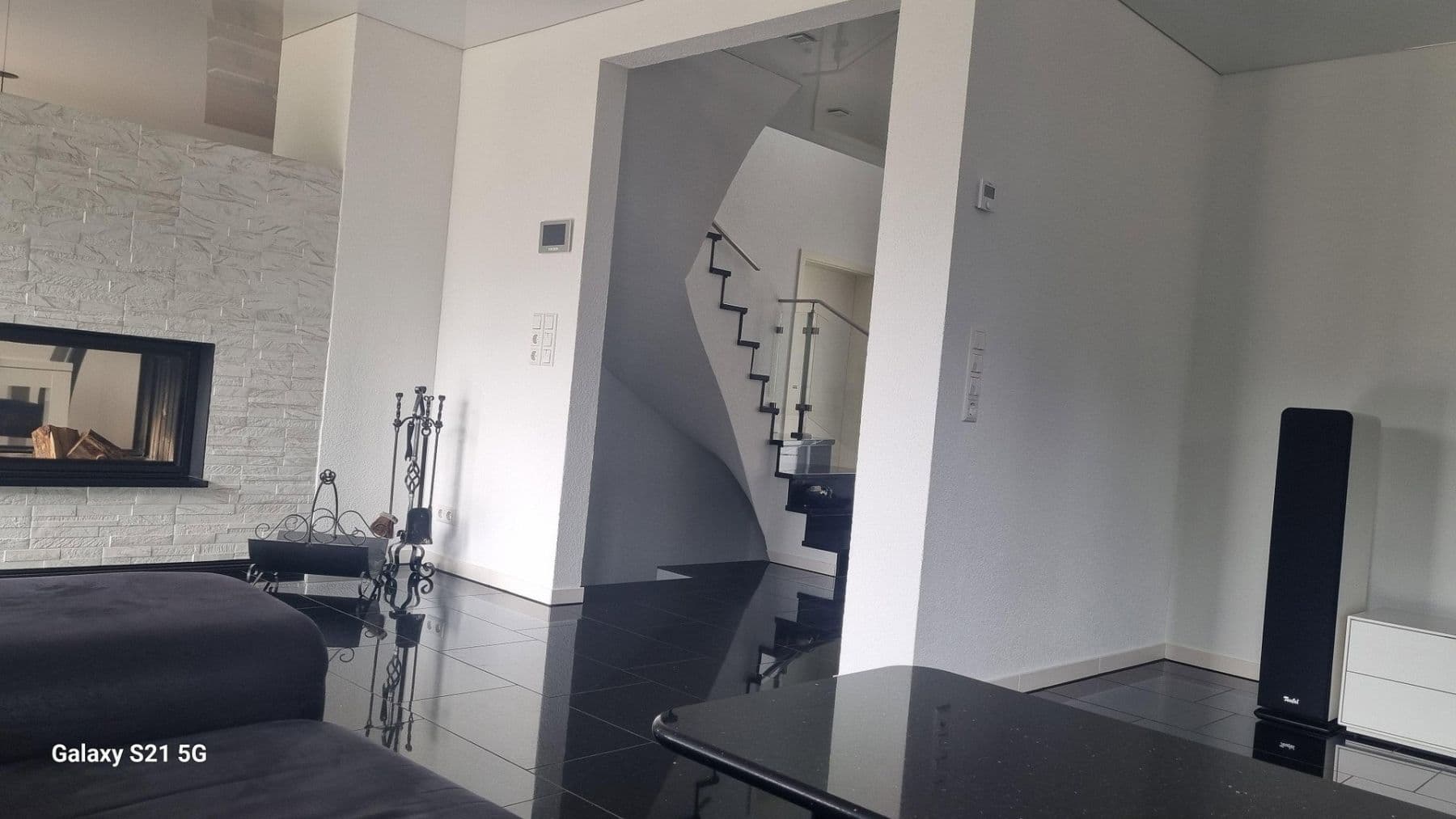 Prodej domu 250 m², pozemek 517 m², Bisingen, Bádensko-Württembersko Prodej domu 250 m², pozemek 517 m², Bisingen, Bádensko-Württembersko