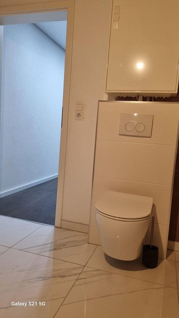 Prodej domu 250 m², pozemek 517 m², Bisingen, Bádensko-Württembersko Prodej domu 250 m², pozemek 517 m², Bisingen, Bádensko-Württembersko