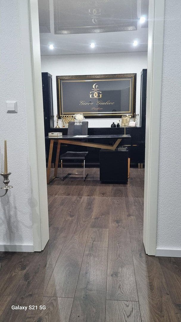 Prodej domu 250 m², pozemek 517 m², Bisingen, Bádensko-Württembersko Prodej domu 250 m², pozemek 517 m², Bisingen, Bádensko-Württembersko