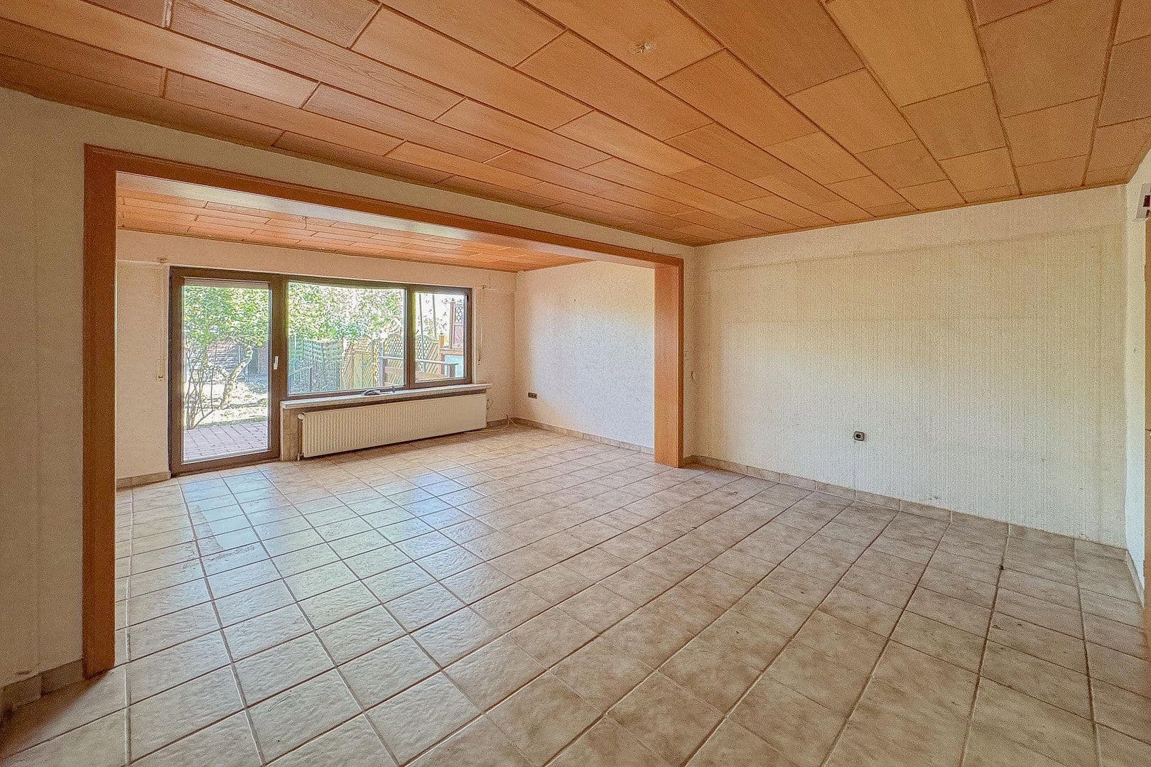 Prodej domu 82 m², pozemek 286 m², Voerde (Niederrhein), Severní Porýní-Vestfálsko Prodej domu 82 m², pozemek 286 m², Voerde (Niederrhein), Severní Porýní-Vestfálsko
