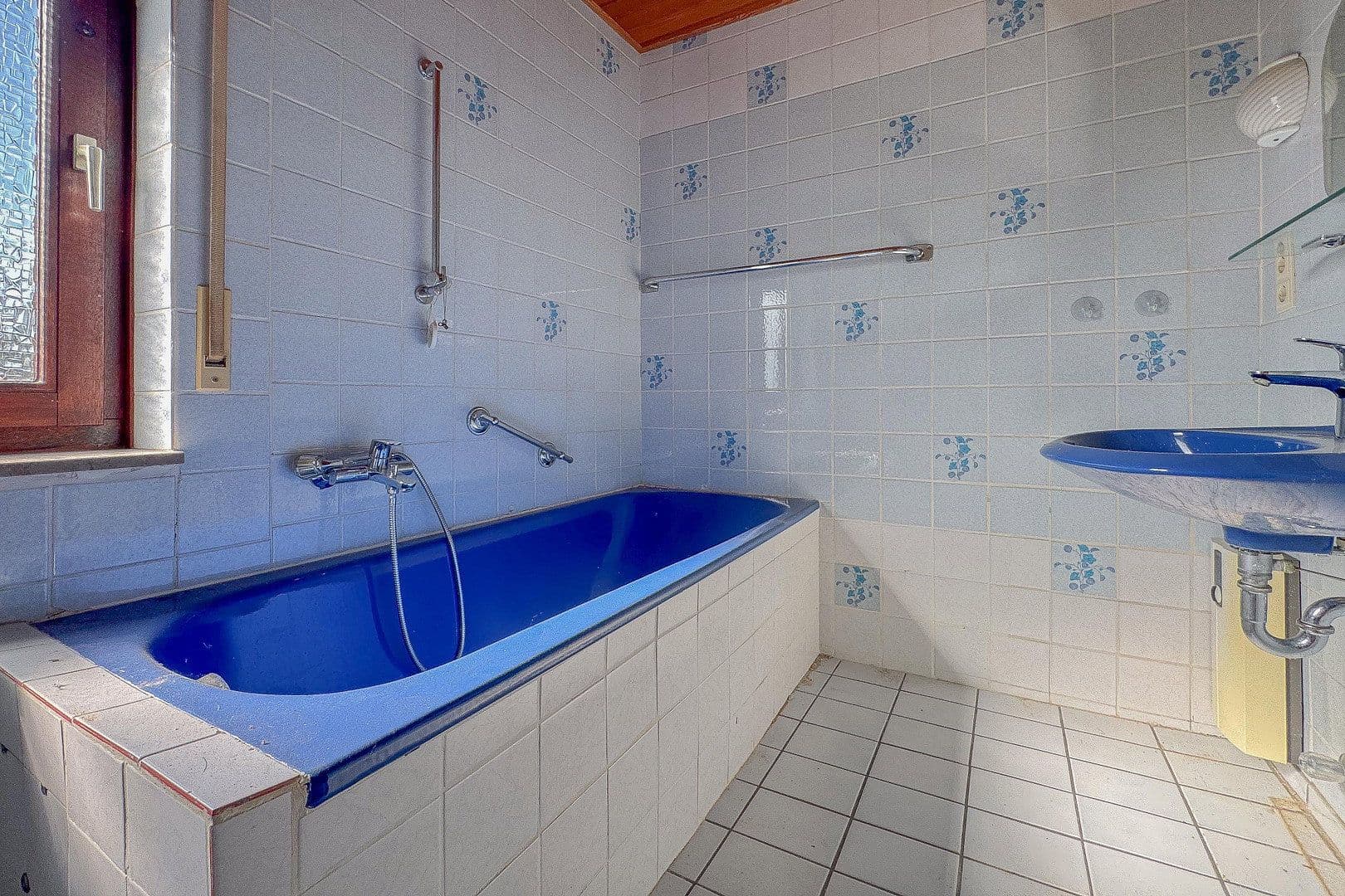 Prodej domu 82 m², pozemek 286 m², Voerde (Niederrhein), Severní Porýní-Vestfálsko Prodej domu 82 m², pozemek 286 m², Voerde (Niederrhein), Severní Porýní-Vestfálsko
