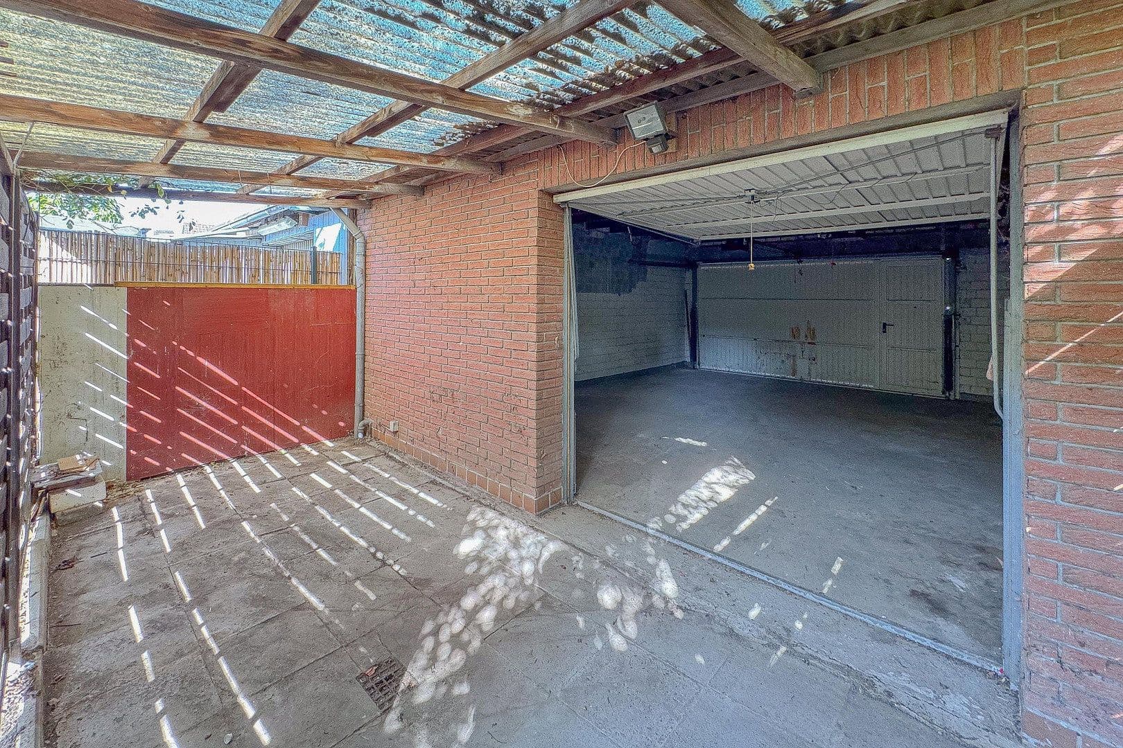 Prodej domu 82 m², pozemek 286 m², Voerde (Niederrhein), Severní Porýní-Vestfálsko Prodej domu 82 m², pozemek 286 m², Voerde (Niederrhein), Severní Porýní-Vestfálsko