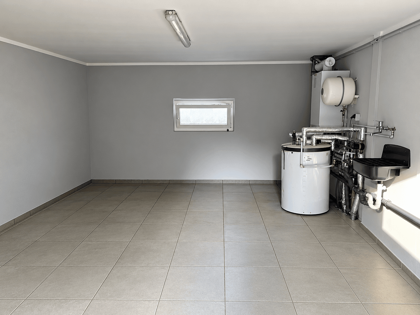 Pronájem domu 146 m², pozemek 250 m², Pirnaer Landstraße 183 (Hinterhaus), Dresden, Sasko Pronájem domu 146 m², pozemek 250 m², Pirnaer Landstraße 183 (Hinterhaus), Dresden, Sasko