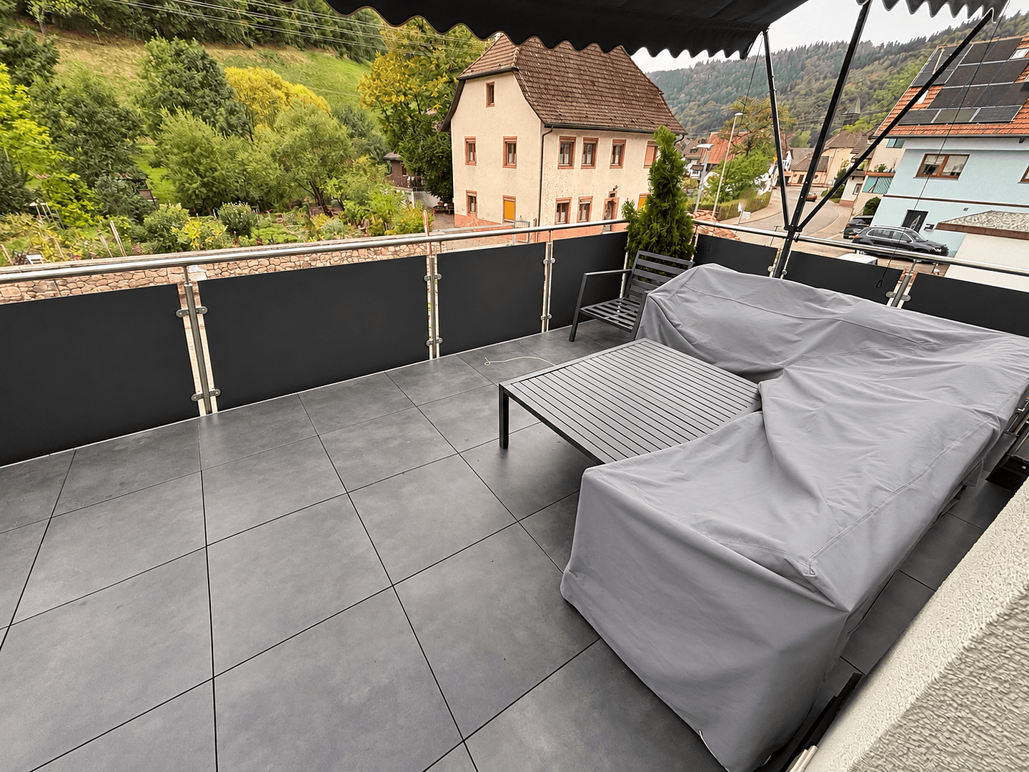 Prodej domu 248 m², pozemek 503 m², Elzach, Bádensko-Württembersko Prodej domu 248 m², pozemek 503 m², Elzach, Bádensko-Württembersko