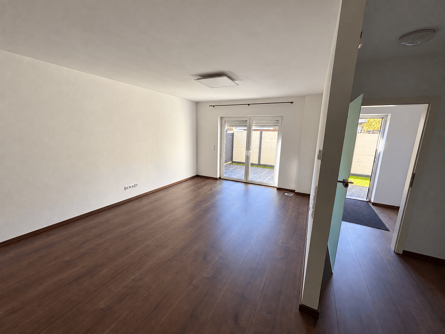Prodej domu 248 m², pozemek 503 m², Elzach, Bádensko-Württembersko Prodej domu 248 m², pozemek 503 m², Elzach, Bádensko-Württembersko