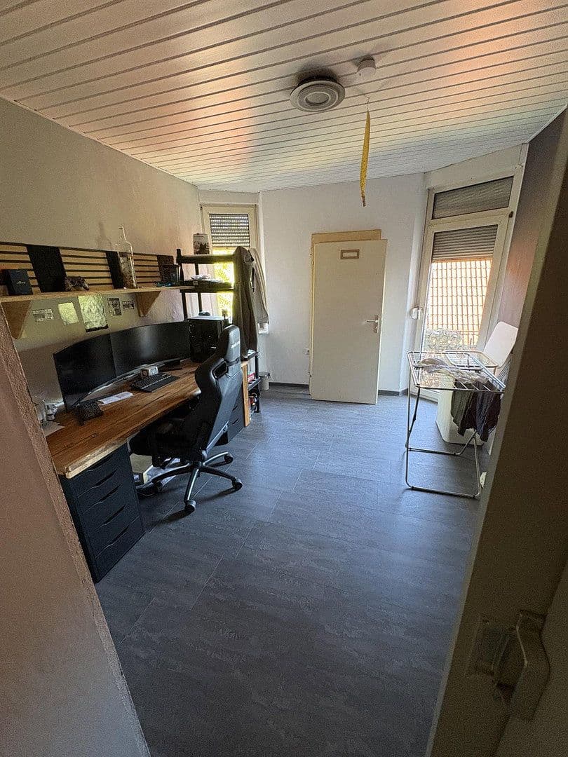 Pronájem bytu 3+1 70 m², Atzelhofstraße 24, Mannheim, Bádensko-Württembersko Pronájem bytu 3+1 70 m², Atzelhofstraße 24, Mannheim, Bádensko-Württembersko