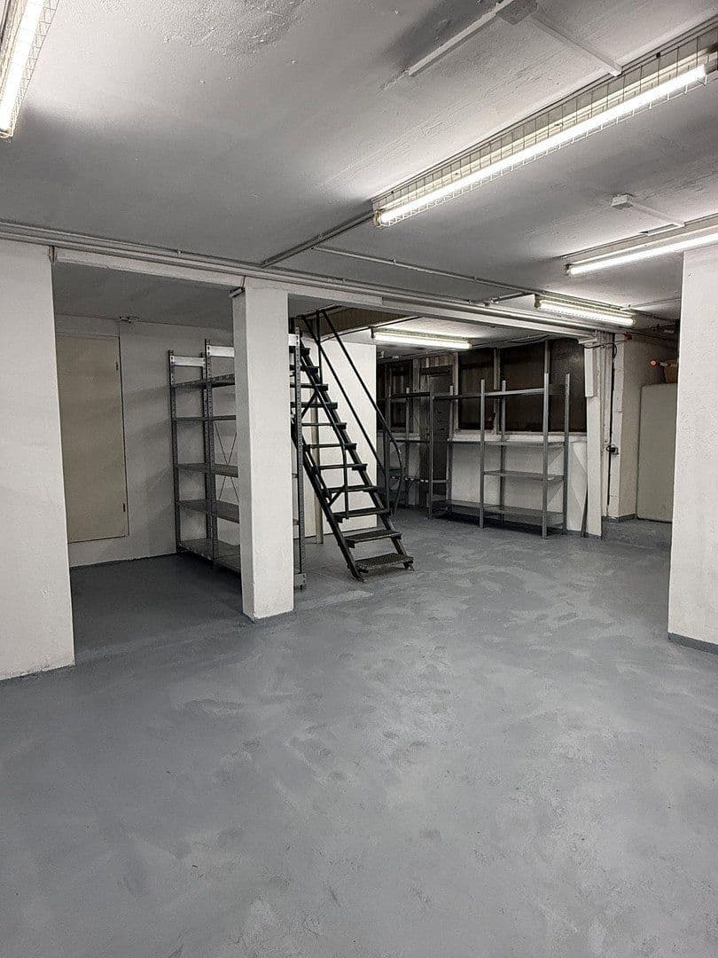Pronájem nebytového prostoru 1.400 m², Lessingstraße 73, Neu Wulmstorf, Dolní Sasko Pronájem nebytového prostoru 1.400 m², Lessingstraße 73, Neu Wulmstorf, Dolní Sasko