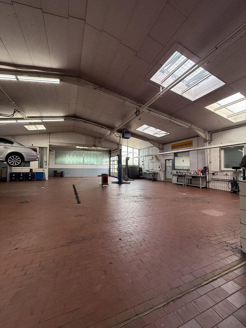 Pronájem nebytového prostoru 1.400 m², Lessingstraße 73, Neu Wulmstorf, Dolní Sasko Pronájem nebytového prostoru 1.400 m², Lessingstraße 73, Neu Wulmstorf, Dolní Sasko