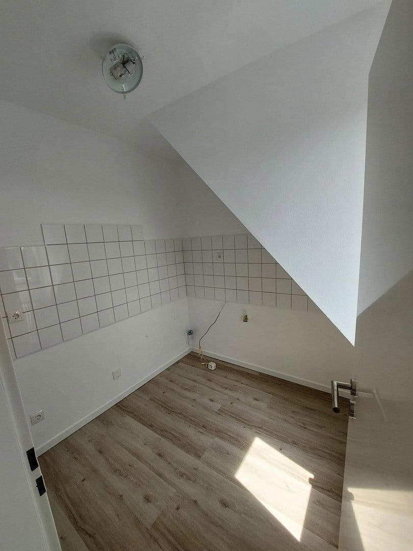 Prodej bytu 1+1 45 m², Erkrath, Severní Porýní-Vestfálsko Prodej bytu 1+1 45 m², Erkrath, Severní Porýní-Vestfálsko