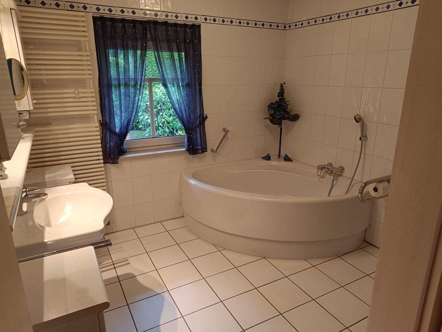 Prodej domu 160 m², pozemek 1.367 m², Aurich, Dolní Sasko Prodej domu 160 m², pozemek 1.367 m², Aurich, Dolní Sasko
