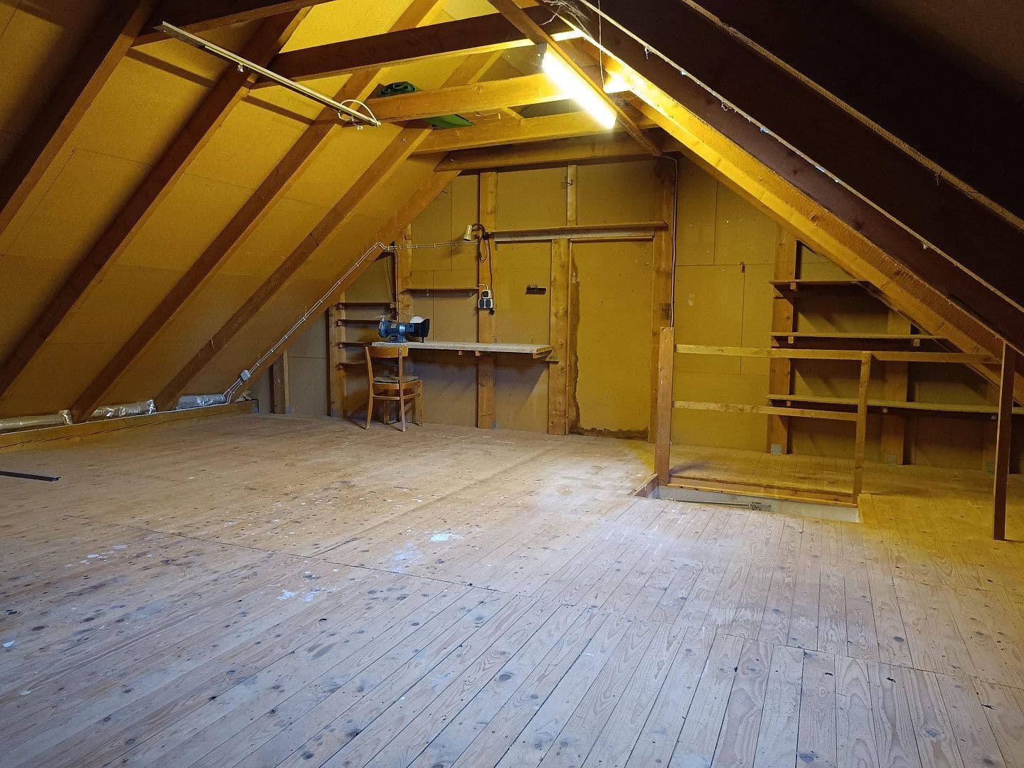 Prodej domu 160 m², pozemek 1.367 m², Aurich, Dolní Sasko Prodej domu 160 m², pozemek 1.367 m², Aurich, Dolní Sasko