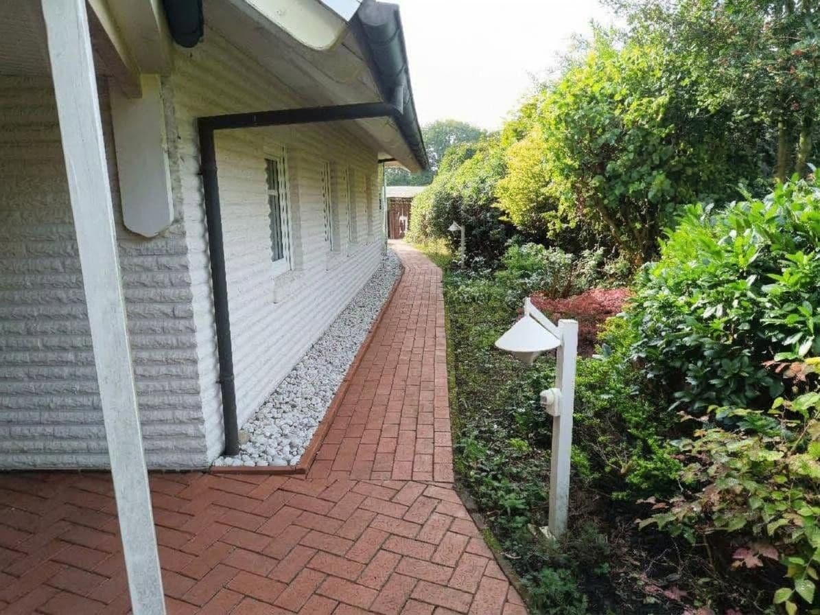 Prodej domu 160 m², pozemek 1.367 m², Aurich, Dolní Sasko Prodej domu 160 m², pozemek 1.367 m², Aurich, Dolní Sasko
