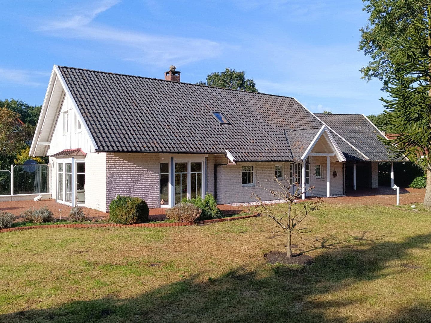 Prodej domu 160 m², pozemek 1.367 m², Aurich, Dolní Sasko Prodej domu 160 m², pozemek 1.367 m², Aurich, Dolní Sasko