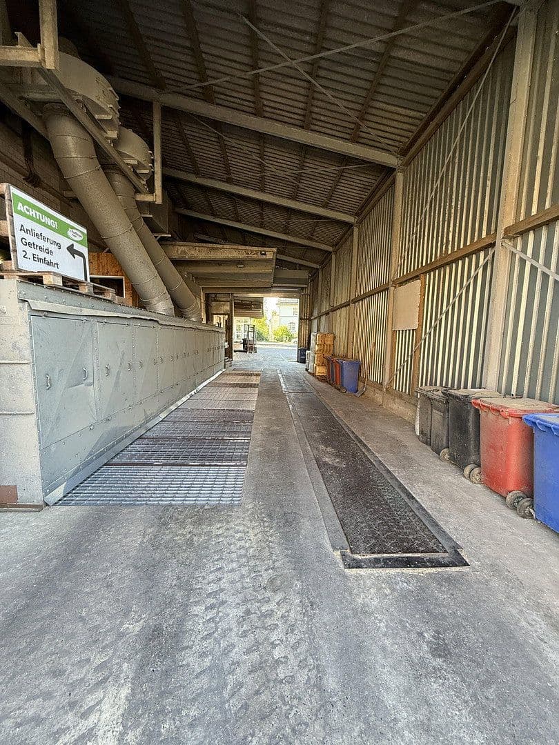 Prodej nebytového prostoru 4.281 m², Besser Straße 26, Gudensberg, Hessen Prodej nebytového prostoru 4.281 m², Besser Straße 26, Gudensberg, Hessen