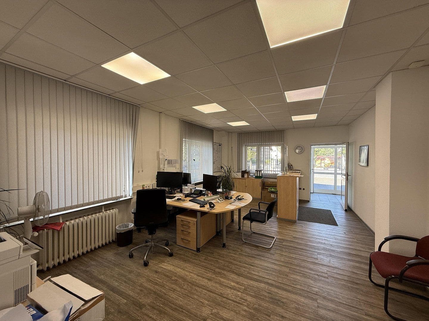 Prodej nebytového prostoru 4.281 m², Besser Straße 26, Gudensberg, Hessen Prodej nebytového prostoru 4.281 m², Besser Straße 26, Gudensberg, Hessen