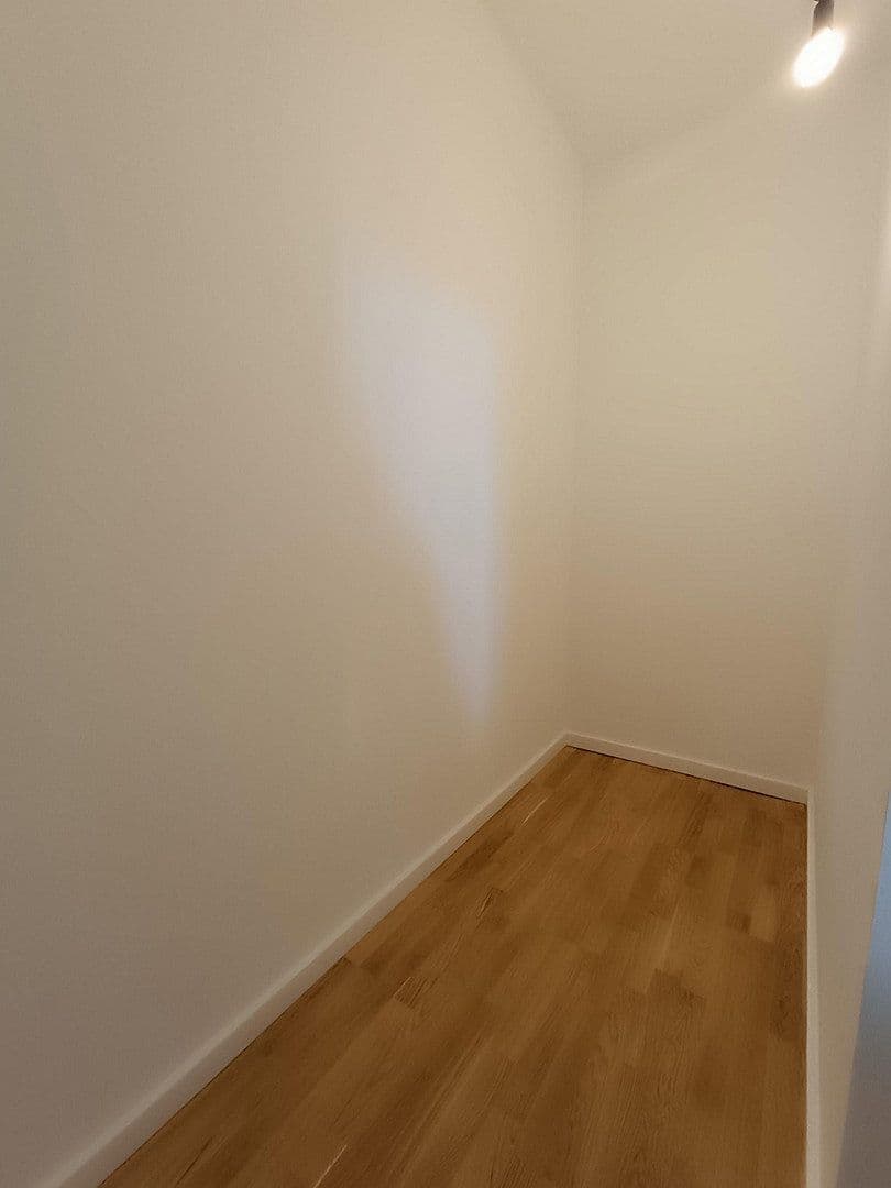 Prodej bytu 3+1 92 m², Goethestr. 15, Worms, Porýní-Falc Prodej bytu 3+1 92 m², Goethestr. 15, Worms, Porýní-Falc