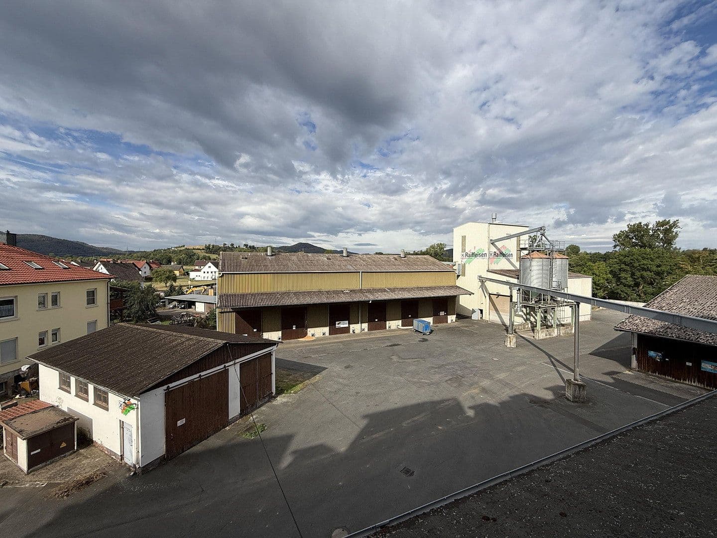 Prodej nebytového prostoru 9.768 m², Bahnhofstraße 29, Edertal, Hessen Prodej nebytového prostoru 9.768 m², Bahnhofstraße 29, Edertal, Hessen