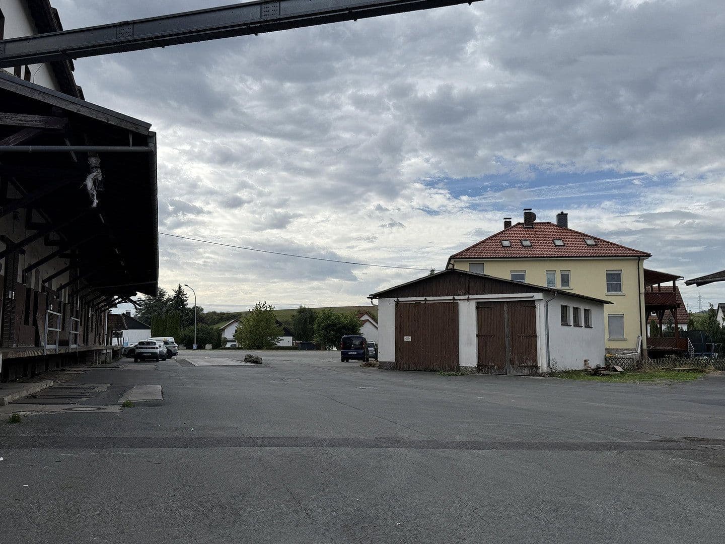 Prodej nebytového prostoru 9.768 m², Bahnhofstraße 29, Edertal, Hessen Prodej nebytového prostoru 9.768 m², Bahnhofstraße 29, Edertal, Hessen