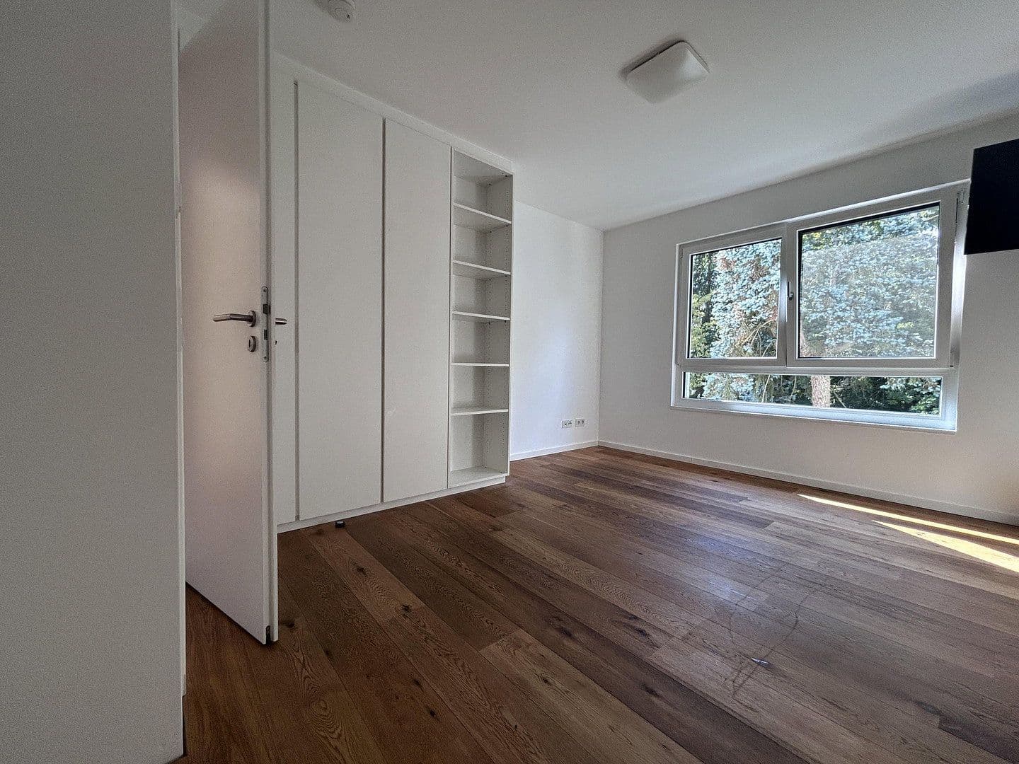 Prodej domu 278 m², pozemek 500 m², Dreieich, Hessen Prodej domu 278 m², pozemek 500 m², Dreieich, Hessen