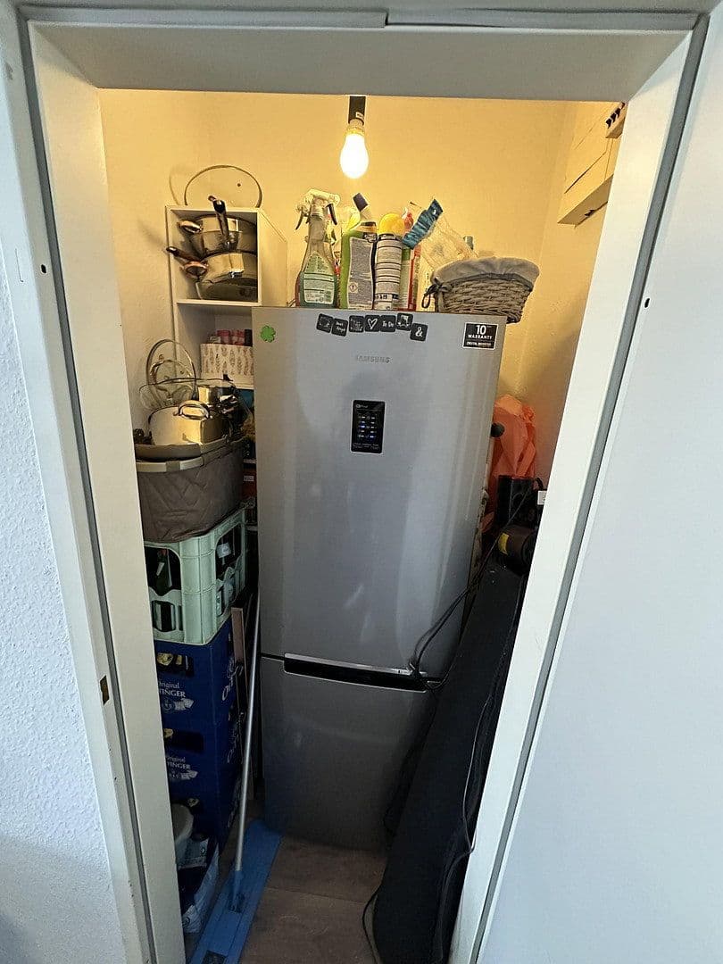 Pronájem bytu 2+1 40 m², Melbeckstr. 18, Solingen, Severní Porýní-Vestfálsko Pronájem bytu 2+1 40 m², Melbeckstr. 18, Solingen, Severní Porýní-Vestfálsko