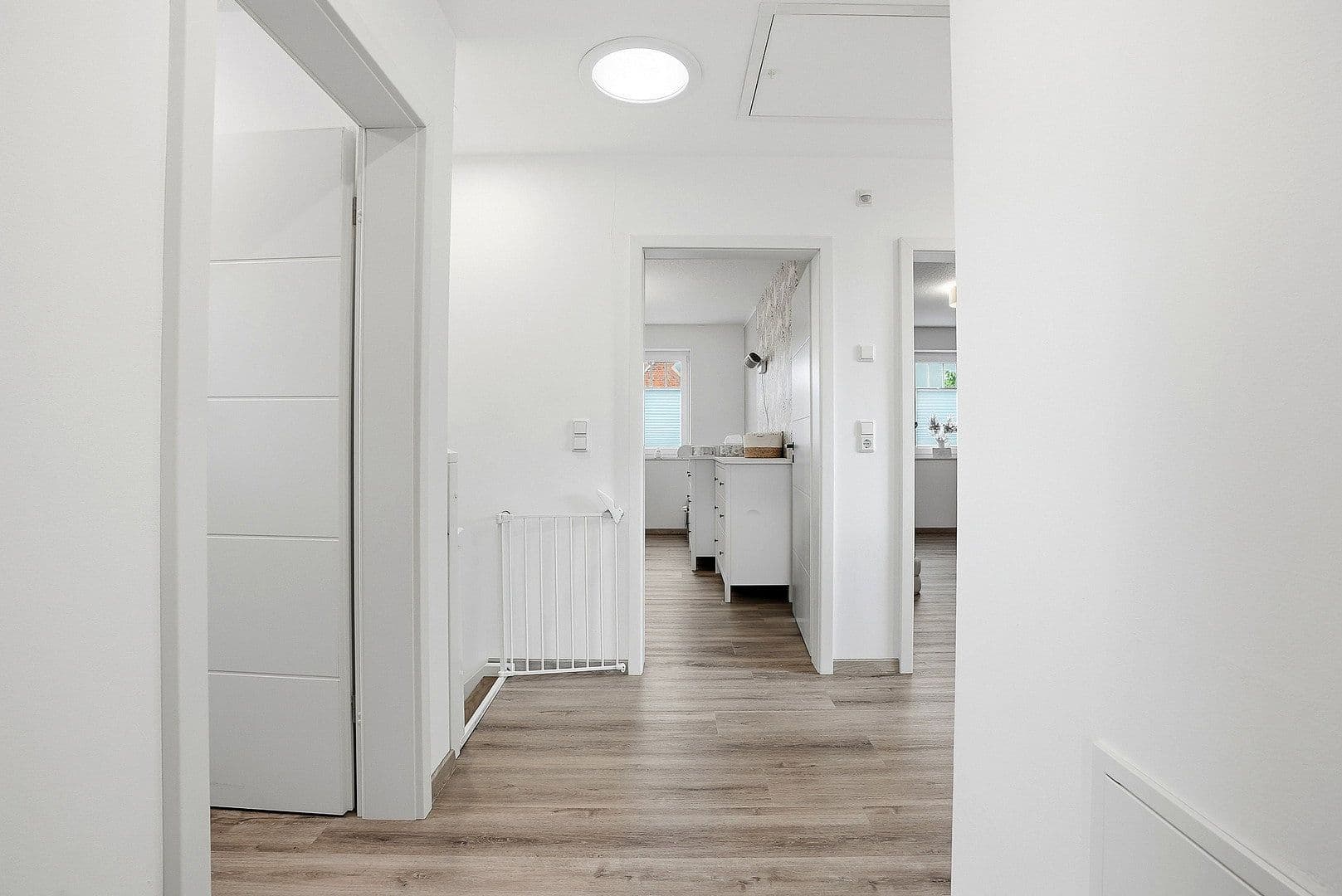 Prodej domu 193 m², pozemek 2.100 m², Westerholt, Dolní Sasko Prodej domu 193 m², pozemek 2.100 m², Westerholt, Dolní Sasko