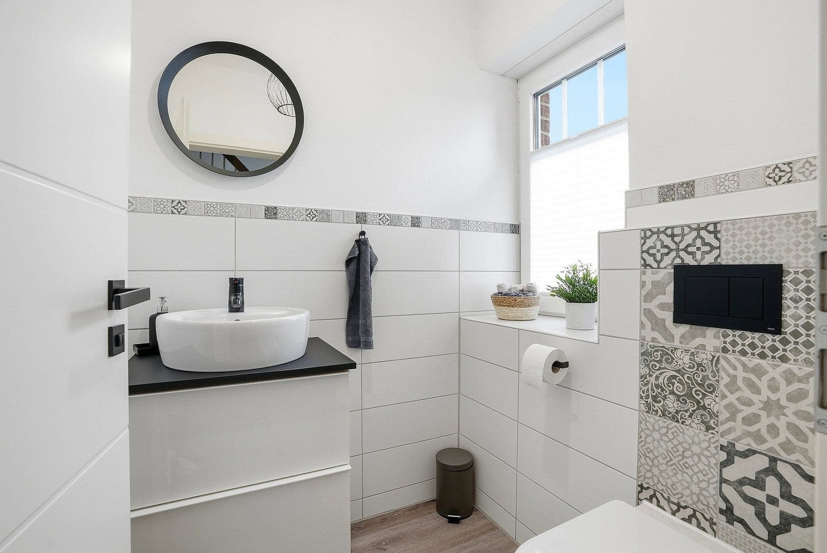 Prodej domu 193 m², pozemek 2.100 m², Westerholt, Dolní Sasko Prodej domu 193 m², pozemek 2.100 m², Westerholt, Dolní Sasko