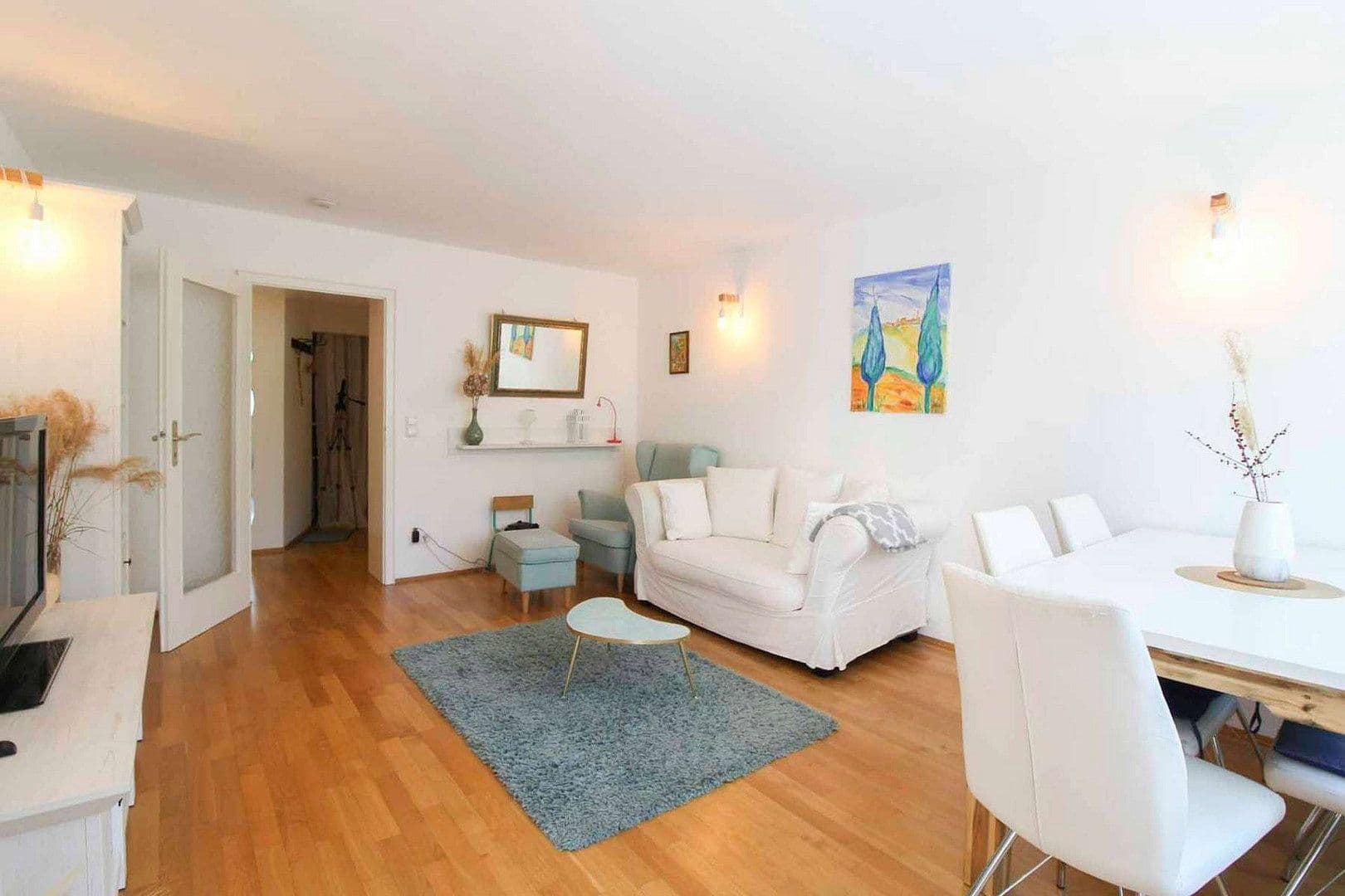 Pronájem bytu 3+1 74 m², München, Bavorsko Pronájem bytu 3+1 74 m², München, Bavorsko