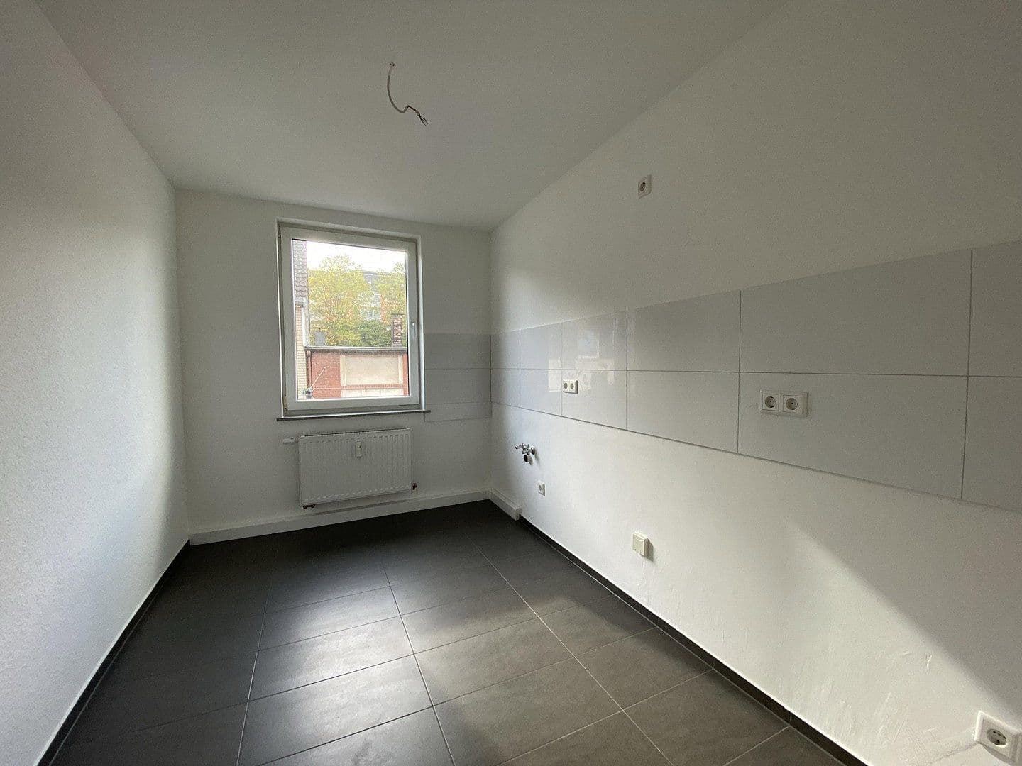 Pronájem bytu 1+1 47 m², Wuppertal, Severní Porýní-Vestfálsko Pronájem bytu 1+1 47 m², Wuppertal, Severní Porýní-Vestfálsko