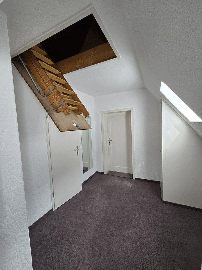 Prodej domu 135 m², pozemek 691 m², Bremen, Bremen Prodej domu 135 m², pozemek 691 m², Bremen, Bremen