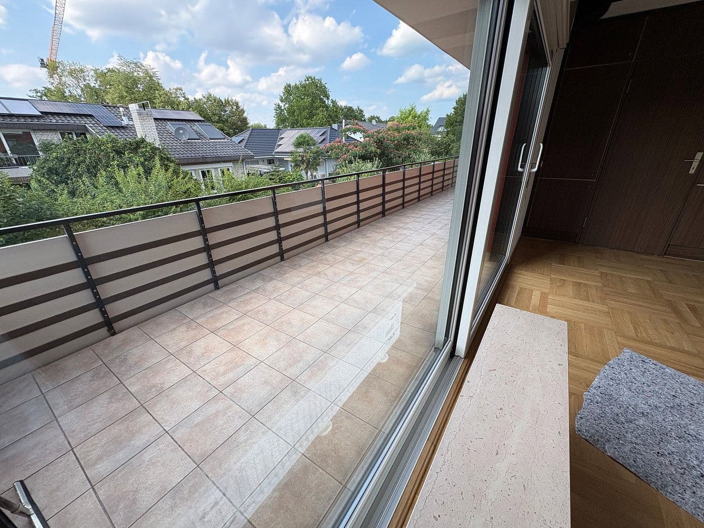 Pronájem bytu 4+1 107 m², Edingen-Neckarhausen, Bádensko-Württembersko Pronájem bytu 4+1 107 m², Edingen-Neckarhausen, Bádensko-Württembersko