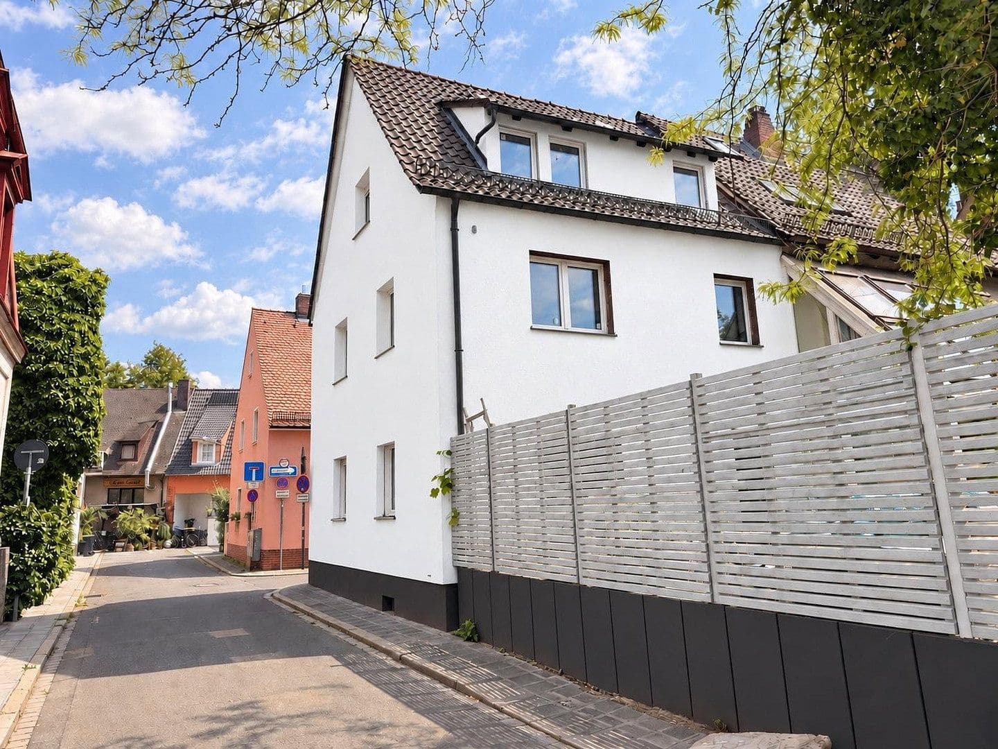 Prodej domu 133 m², pozemek 110 m², Mörlgasse, Nürnberg, Bavorsko Prodej domu 133 m², pozemek 110 m², Mörlgasse, Nürnberg, Bavorsko
