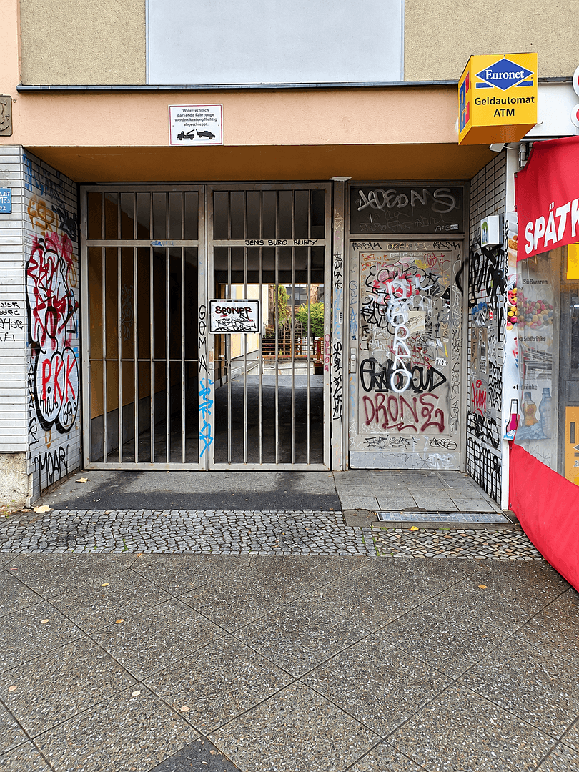 Pronájem garáže 13 m², Gneisenaustr. 3, Berlin, Berlín Pronájem garáže 13 m², Gneisenaustr. 3, Berlin, Berlín