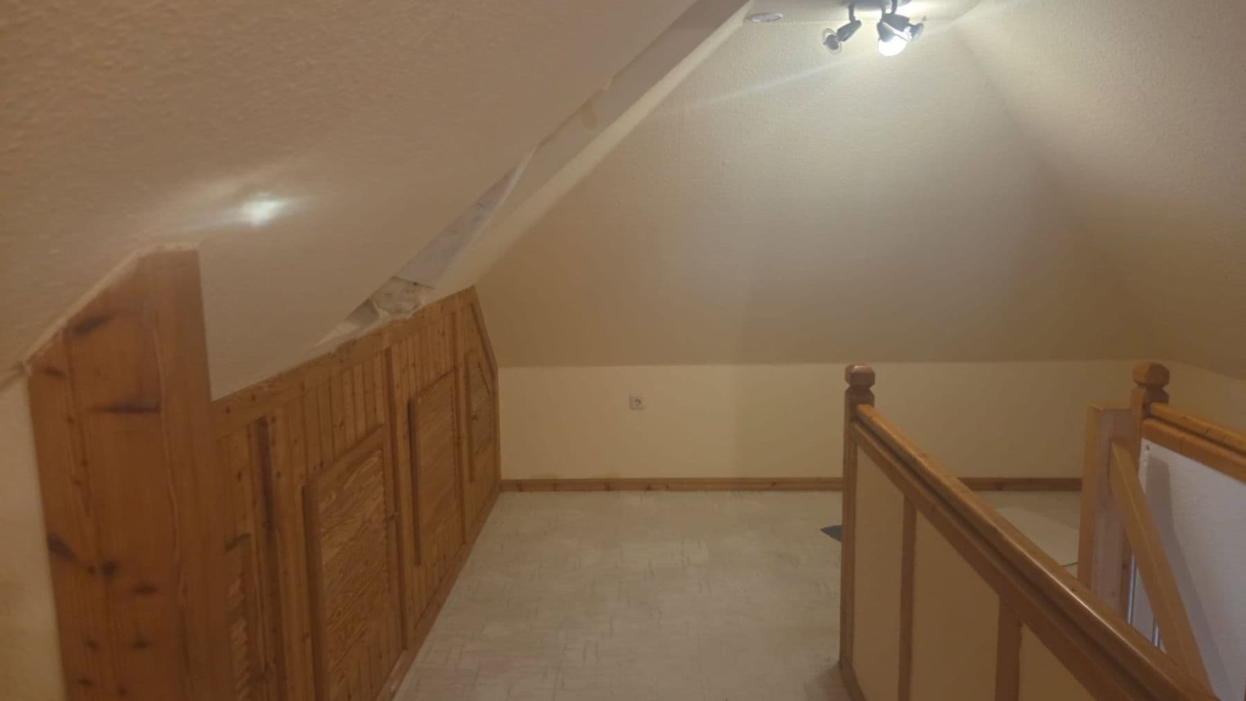 Pronájem bytu 3+1 126 m², Beckdorf, Dolní Sasko Pronájem bytu 3+1 126 m², Beckdorf, Dolní Sasko