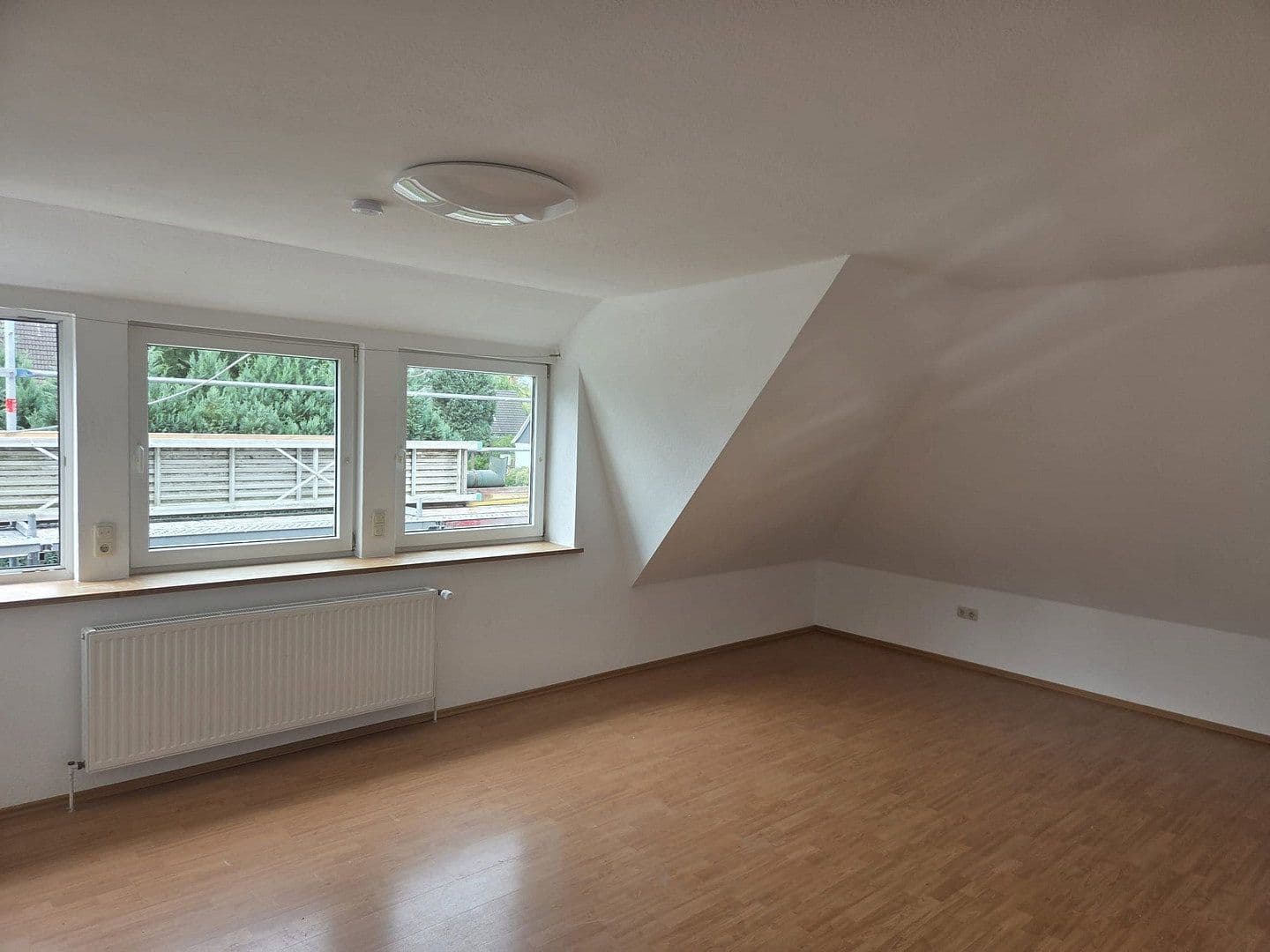 Pronájem bytu 3+1 126 m², Beckdorf, Dolní Sasko Pronájem bytu 3+1 126 m², Beckdorf, Dolní Sasko