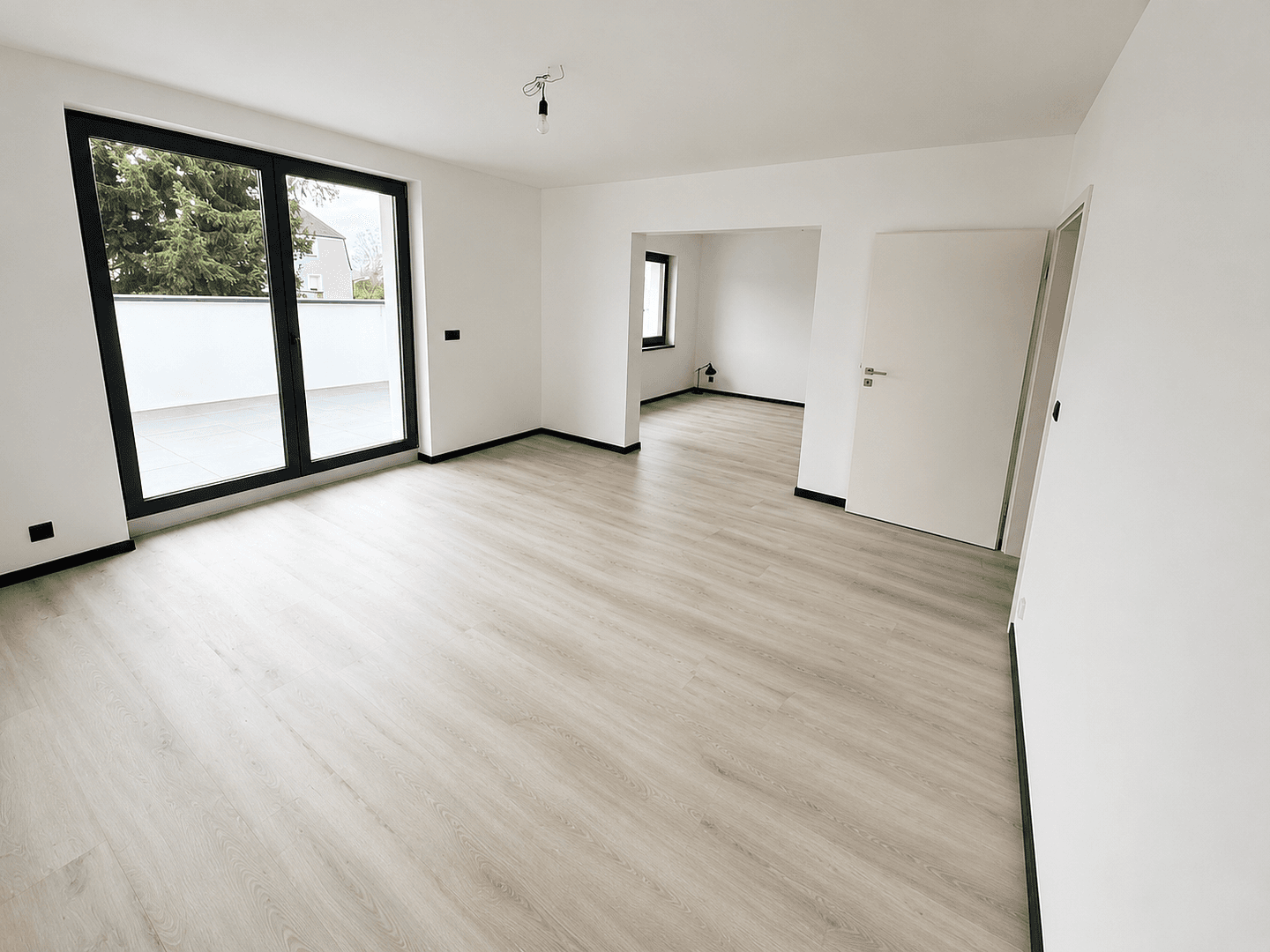 Pronájem bytu 3+kk 114 m², Straßenäckerweg 4, Nürnberg, Bavorsko Pronájem bytu 3+kk 114 m², Straßenäckerweg 4, Nürnberg, Bavorsko