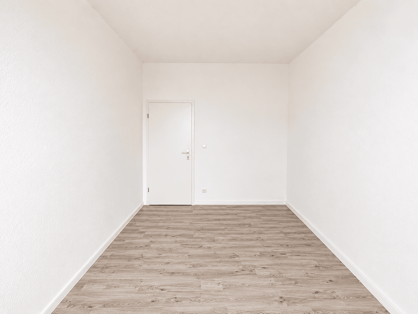 Pronájem bytu 3+1 71 m², Schillerstr. 5a, Wilhelmshaven, Dolní Sasko Pronájem bytu 3+1 71 m², Schillerstr. 5a, Wilhelmshaven, Dolní Sasko