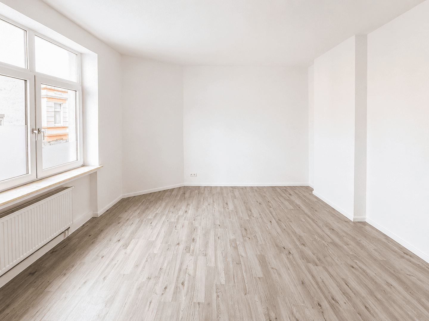 Pronájem bytu 3+1 71 m², Schillerstr. 5a, Wilhelmshaven, Dolní Sasko Pronájem bytu 3+1 71 m², Schillerstr. 5a, Wilhelmshaven, Dolní Sasko