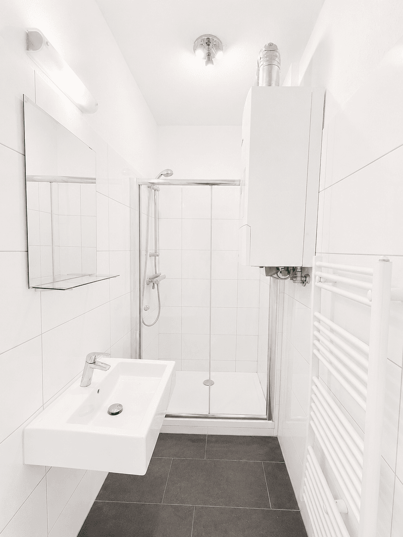 Pronájem bytu 3+1 71 m², Schillerstr. 5a, Wilhelmshaven, Dolní Sasko Pronájem bytu 3+1 71 m², Schillerstr. 5a, Wilhelmshaven, Dolní Sasko
