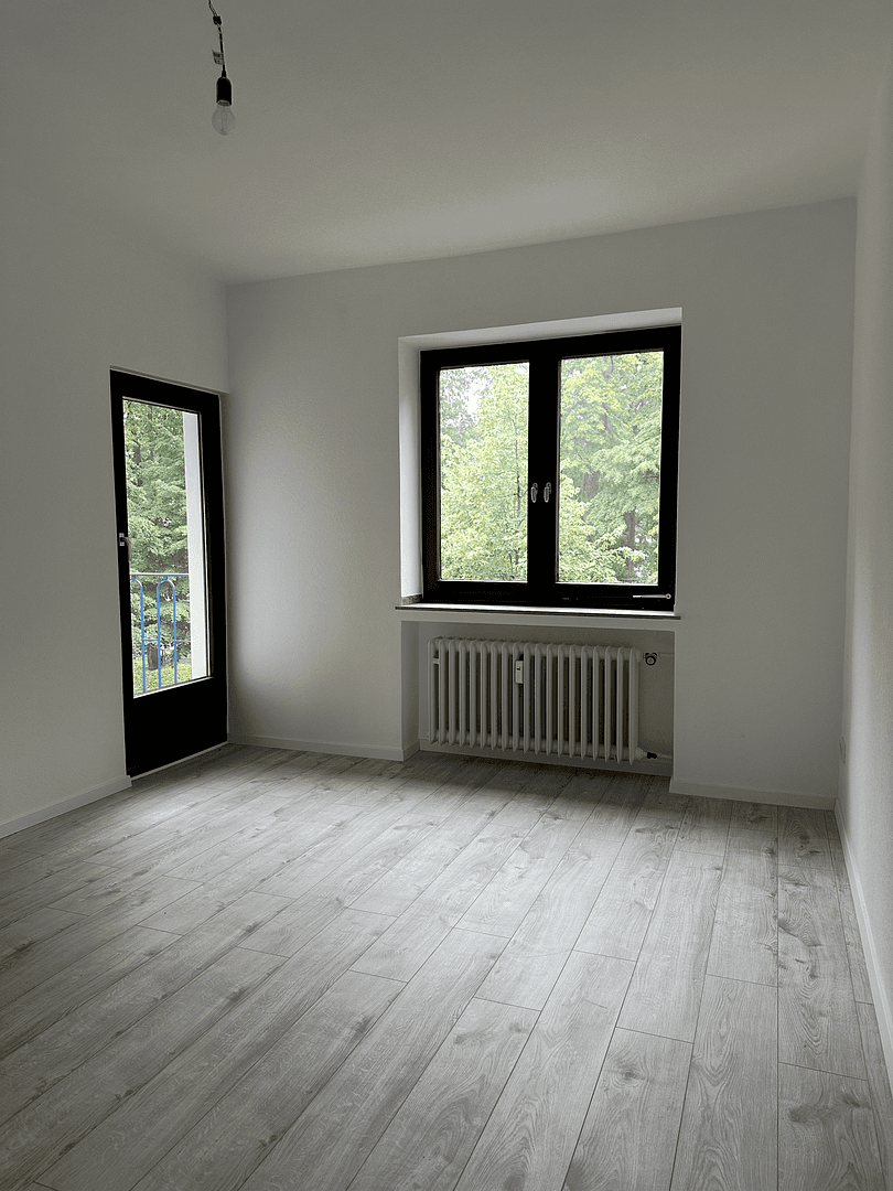 Pronájem bytu 3+1 91 m², Heinrichstraße 107, Düsseldorf, Severní Porýní-Vestfálsko Pronájem bytu 3+1 91 m², Heinrichstraße 107, Düsseldorf, Severní Porýní-Vestfálsko