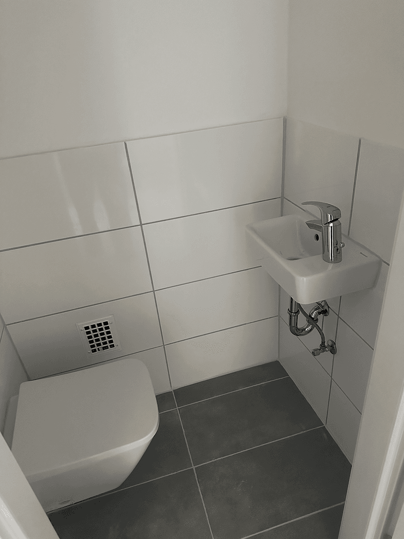 Pronájem bytu 3+1 91 m², Heinrichstraße 107, Düsseldorf, Severní Porýní-Vestfálsko Pronájem bytu 3+1 91 m², Heinrichstraße 107, Düsseldorf, Severní Porýní-Vestfálsko