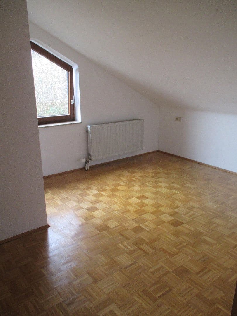Pronájem bytu 3+1 82 m², Beilstein, Bádensko-Württembersko Pronájem bytu 3+1 82 m², Beilstein, Bádensko-Württembersko