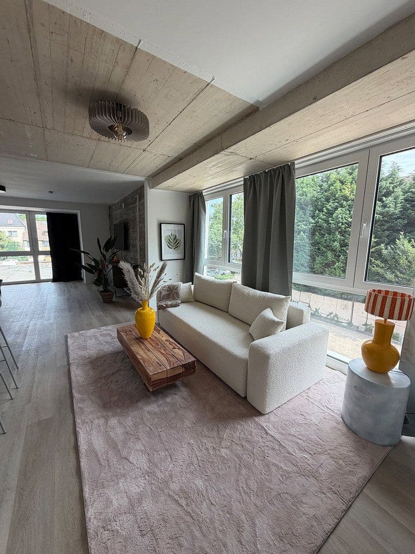 Pronájem bytu 2+1 60 m², Essen, Severní Porýní-Vestfálsko Pronájem bytu 2+1 60 m², Essen, Severní Porýní-Vestfálsko