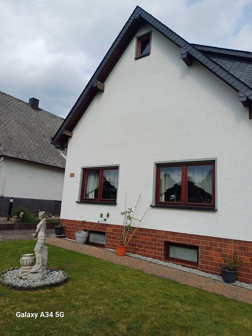 Prodej domu 180 m², pozemek 400 m², Norath, Porýní-Falc Prodej domu 180 m², pozemek 400 m², Norath, Porýní-Falc