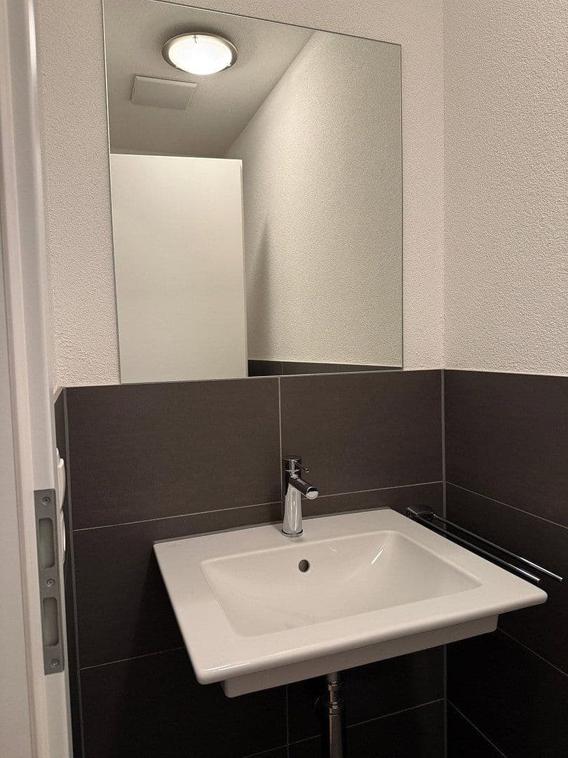 Prodej bytu 3+1 98 m², Stauffenbergallee 28, Montabaur, Porýní-Falc Prodej bytu 3+1 98 m², Stauffenbergallee 28, Montabaur, Porýní-Falc