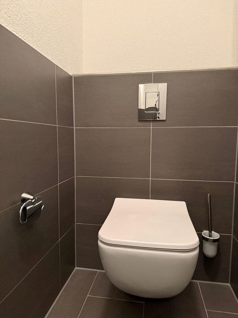 Prodej bytu 3+1 98 m², Stauffenbergallee 28, Montabaur, Porýní-Falc Prodej bytu 3+1 98 m², Stauffenbergallee 28, Montabaur, Porýní-Falc